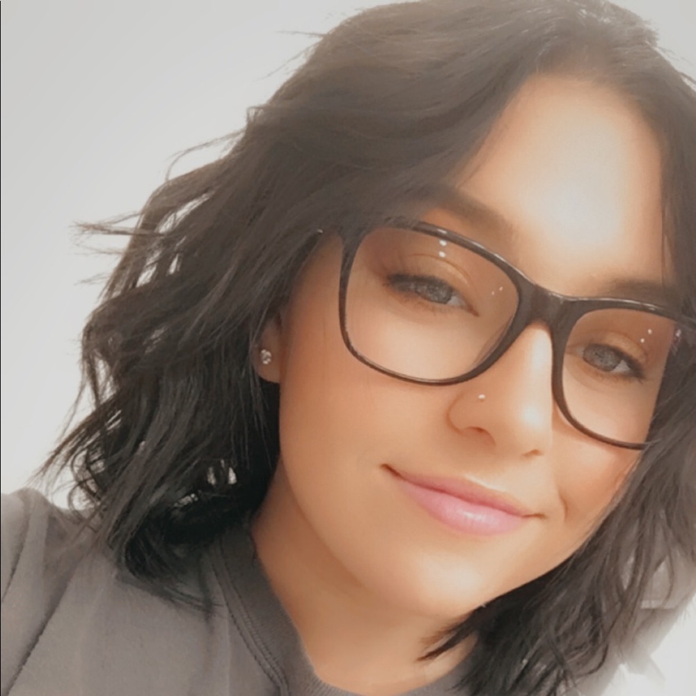 Meet your Posher, Raylynne